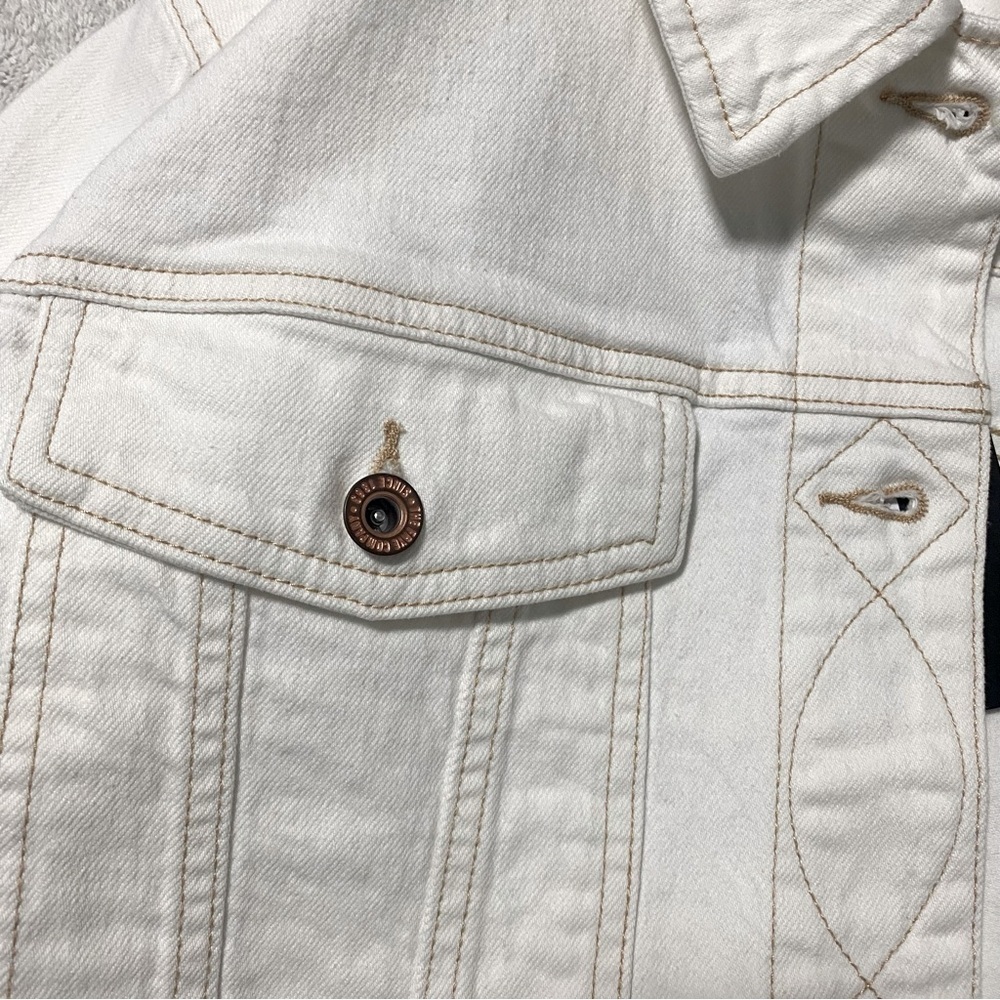 FRYE Women’s Cropped Raw-Hem Denim Jean Jacket Natural Color Cotton White XL NWT - Picture 6 of 7
